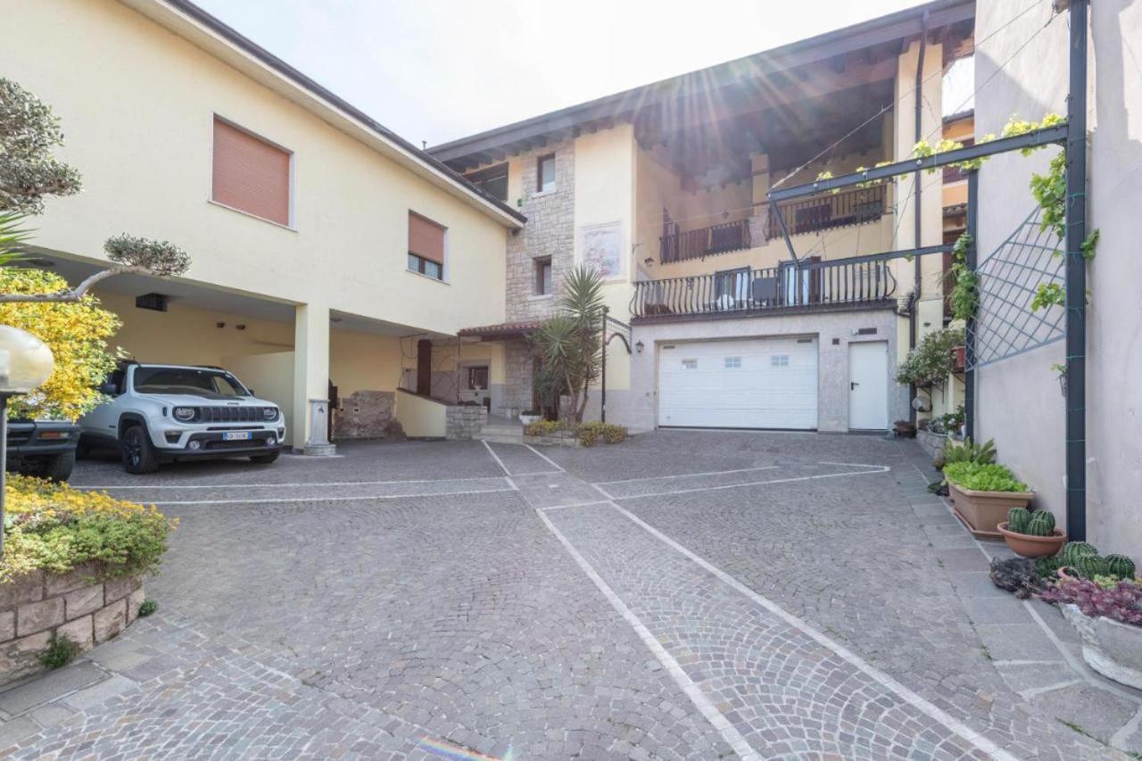Casa Vacanze Baccolo Polpenazze del Garda Zewnętrze zdjęcie