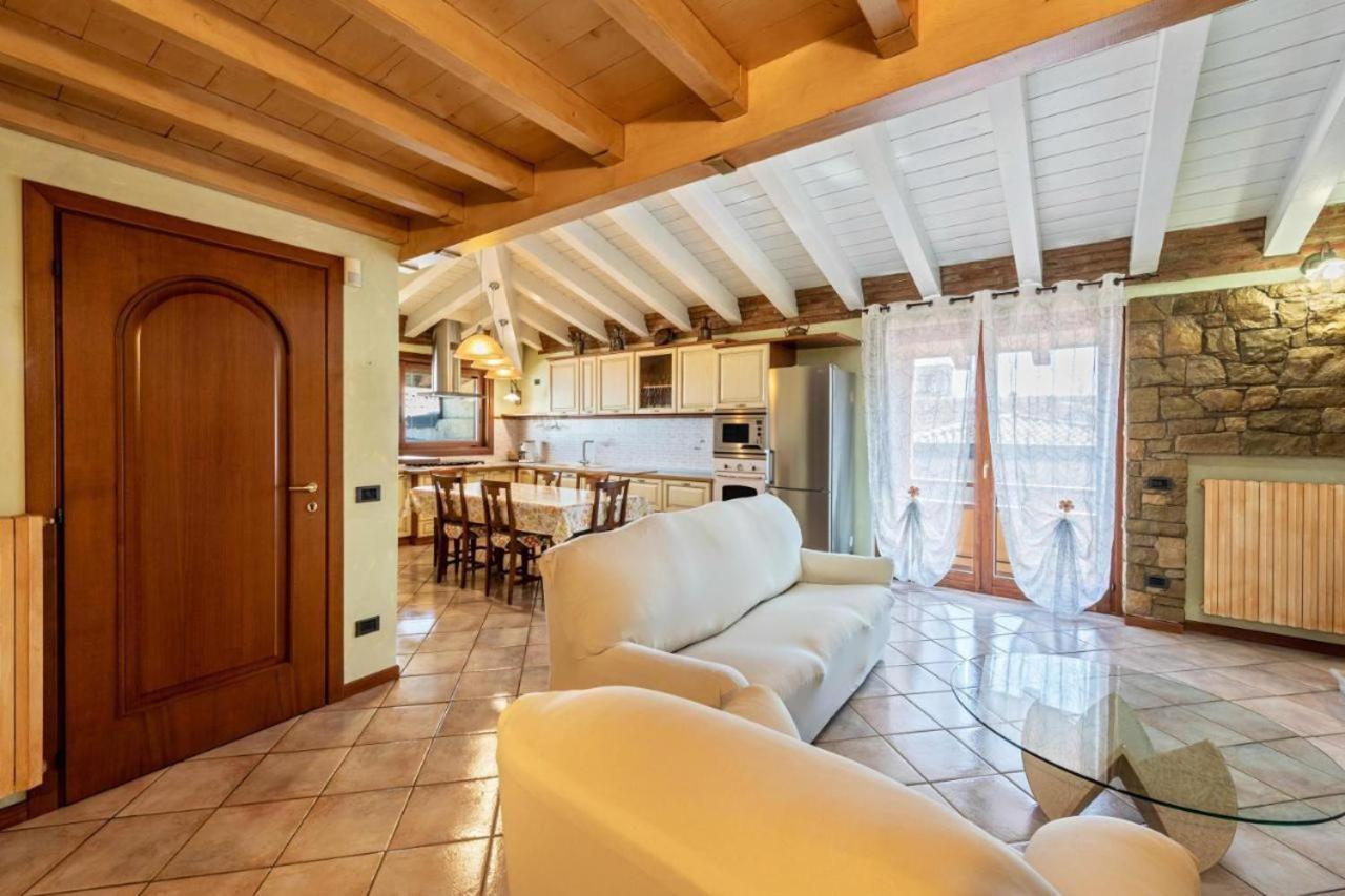 Casa Vacanze Baccolo Polpenazze del Garda Zewnętrze zdjęcie